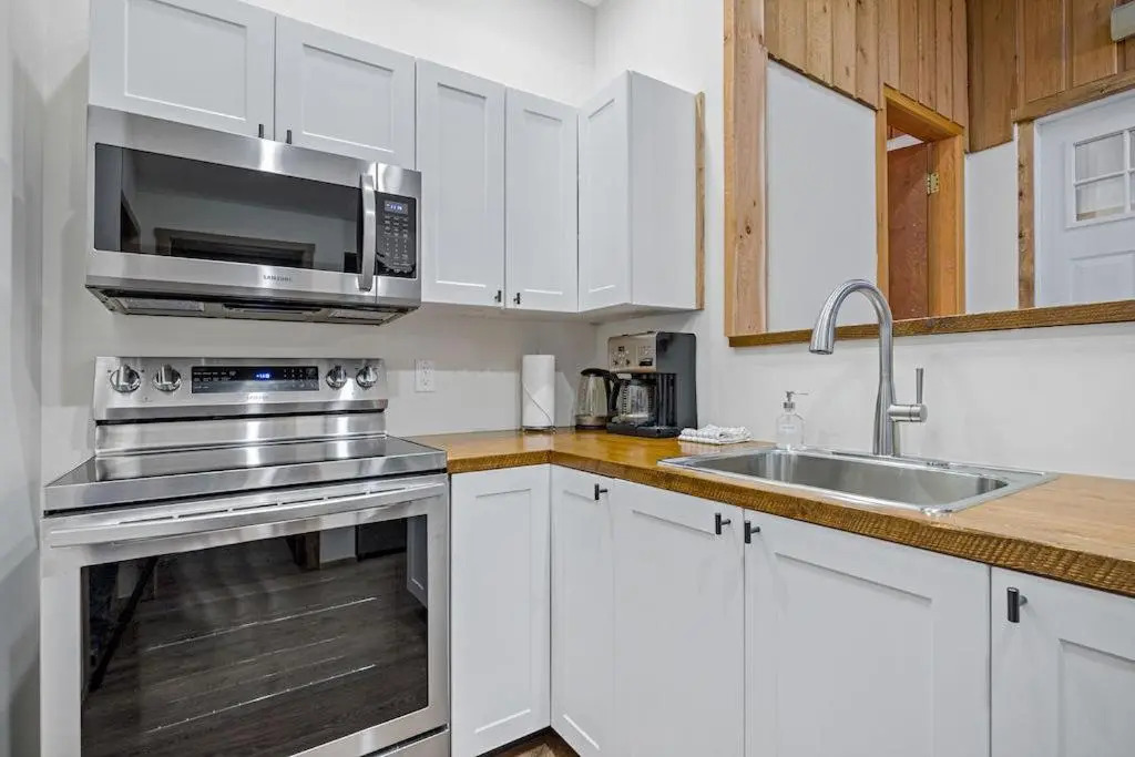 2 Bedroom Cabin
