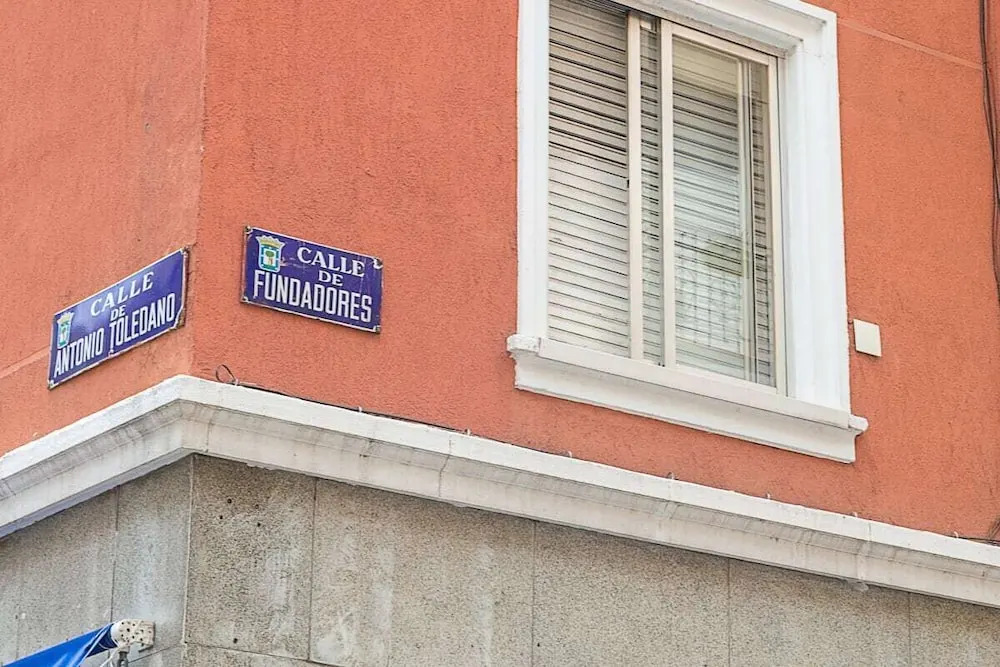 Cozy Studio in Central Madrid - 4mins to Metro
