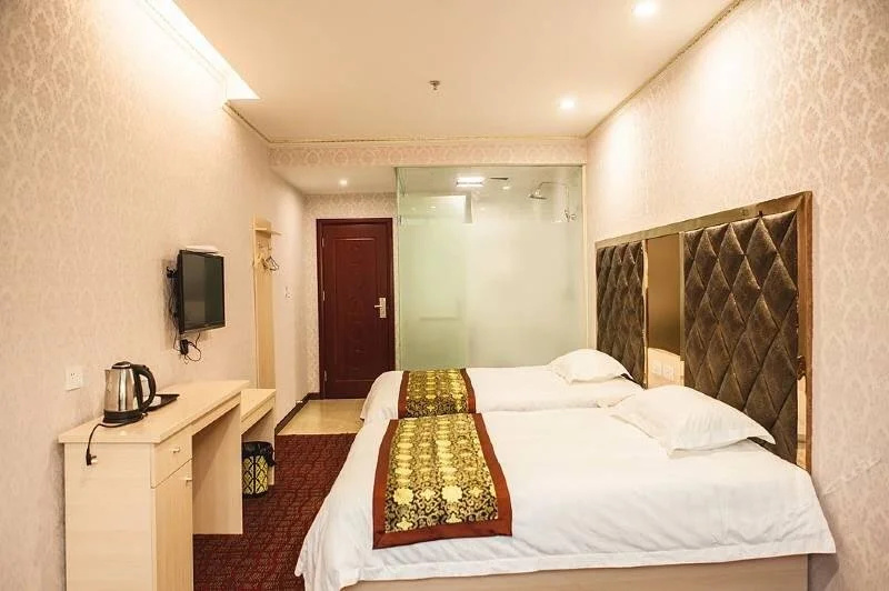 Yunxian Tianan , Power Hotel