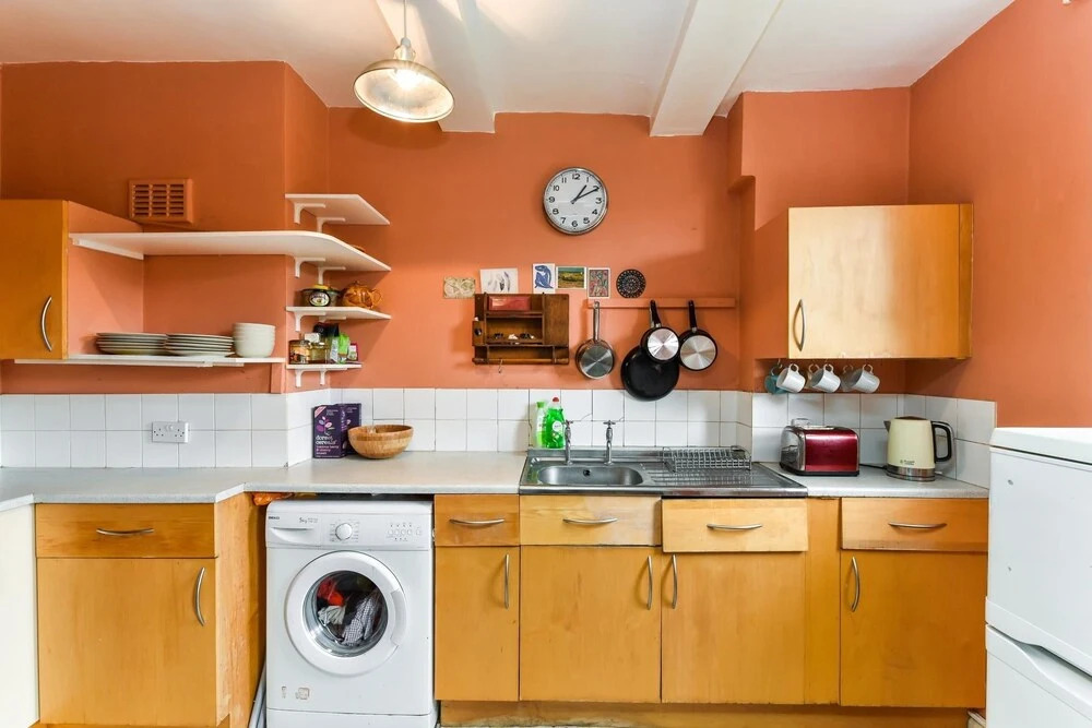 New Super 2 Bed Flat Bethnal Green London Zone 2!