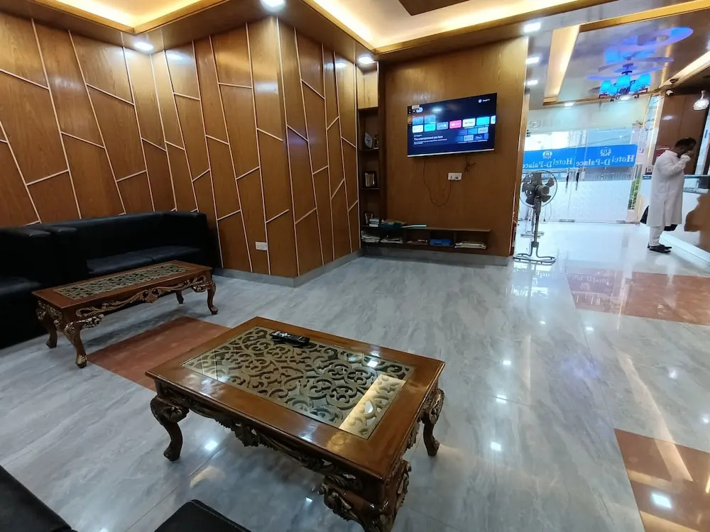 Hotel D-Palace Near Haji Camp & Dhaka Airport