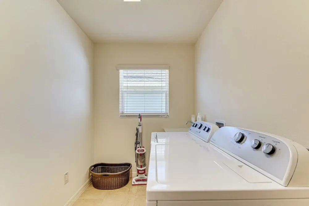 < 1 Mi to Brownwood Paddock Square: Home w/ Patio!