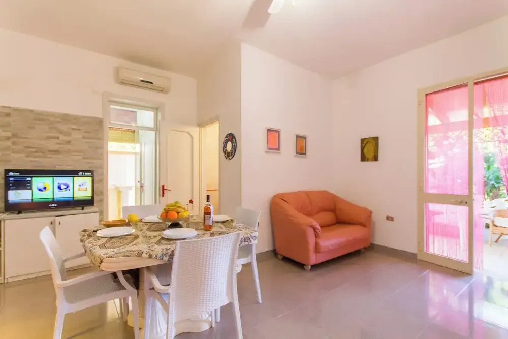 Villetta Rossa with garden