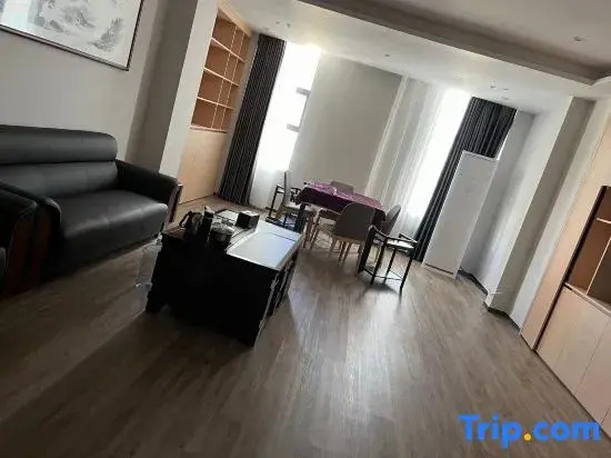 Runli Hotel