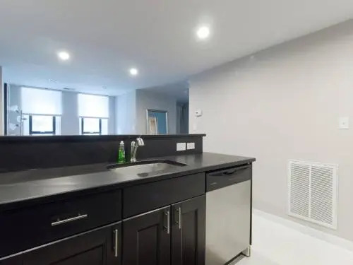 Cheery 1-BR in the of Shaw 2 blocks to subway