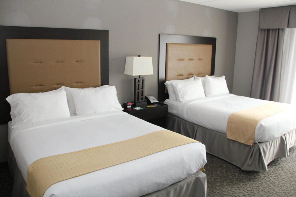 Holiday Inn and Suites East Peoria by IHG