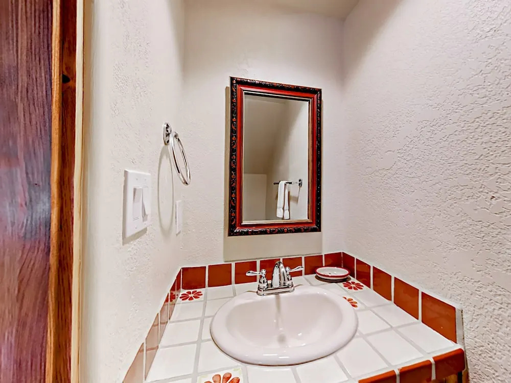 320 Artist Road Condo Unit 94 2 Bedrooms 2.5 Bathrooms Condo