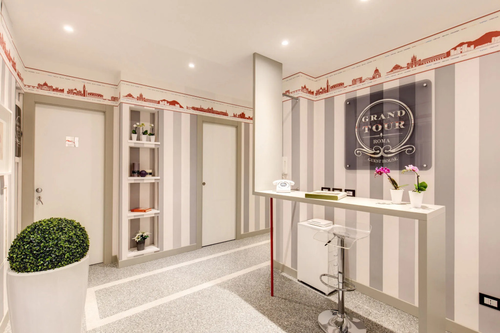 Grand Tour Rome Suites - Liberty Collection
