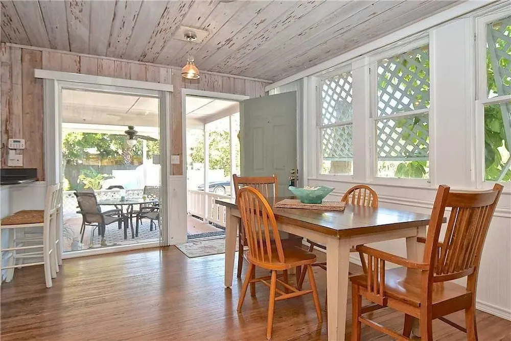 Siesta Shores B13 - Three Bedroom Condo