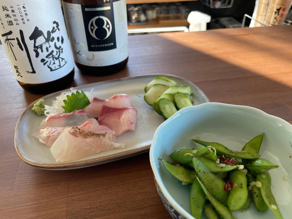 ゲストハウス and BAR CHITEN