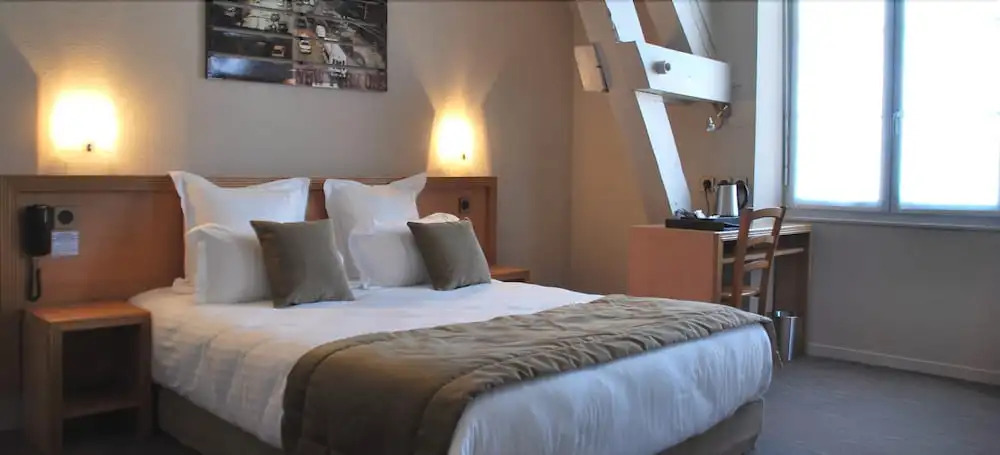 Hôtel Le Vouglans - Restaurant La Valouse