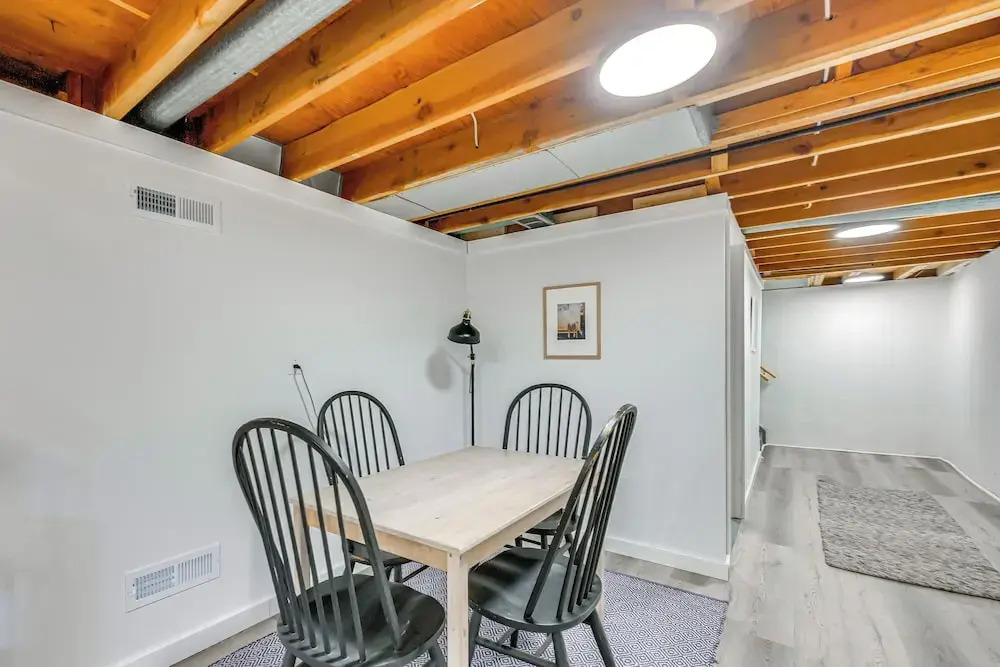 Charming Ann Arbor Getaway w/ Deck: Near Downtown!