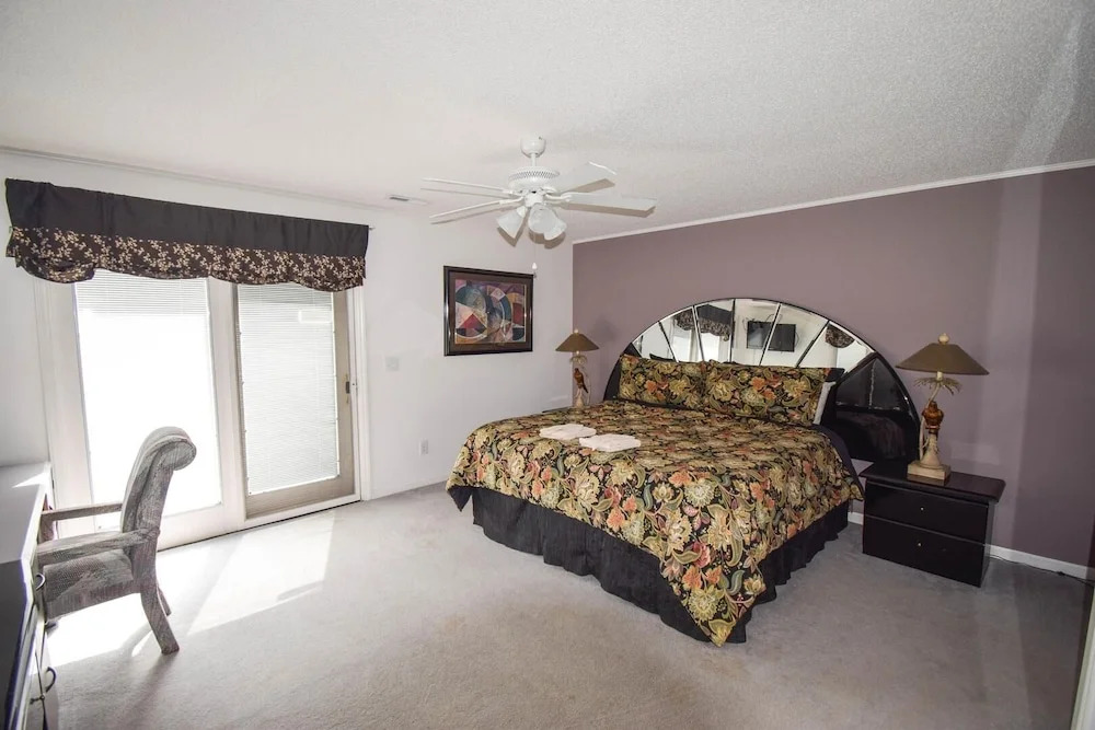 Grand Strand Resort Ph1 3 Bedroom Home by RedAwning