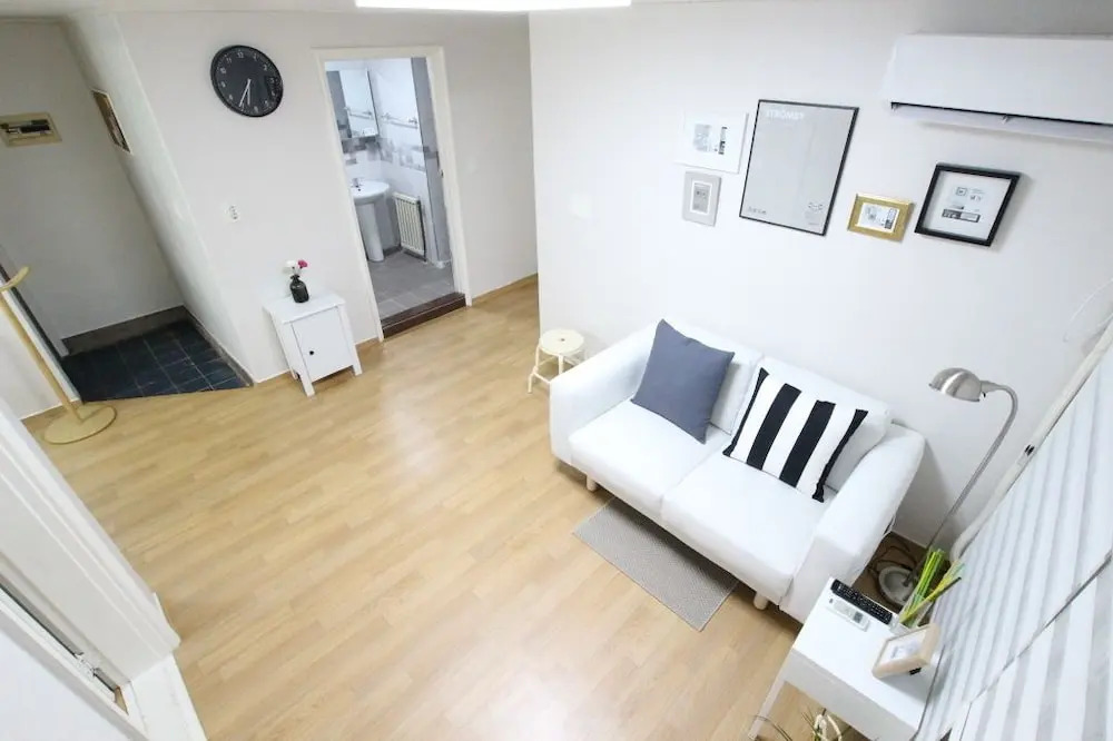 Houseinhongdae6