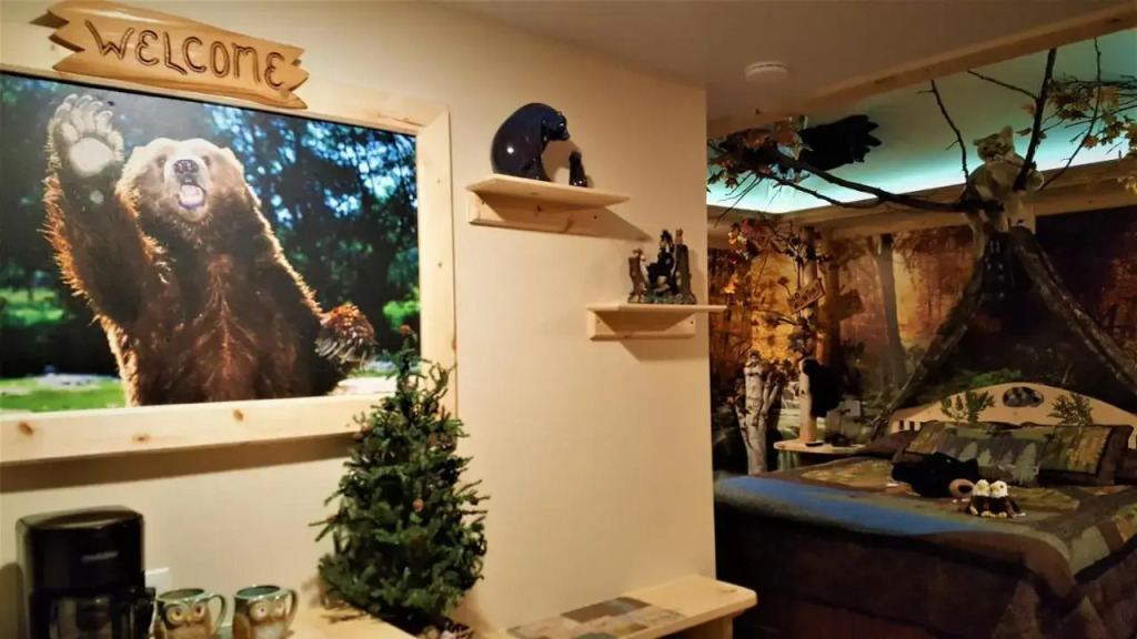 Bear Cove Inn