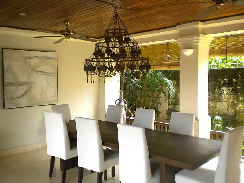 Taman Suci Villa