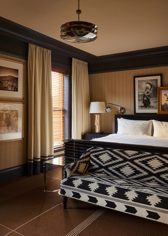 Hotel Jerome, Auberge Collection