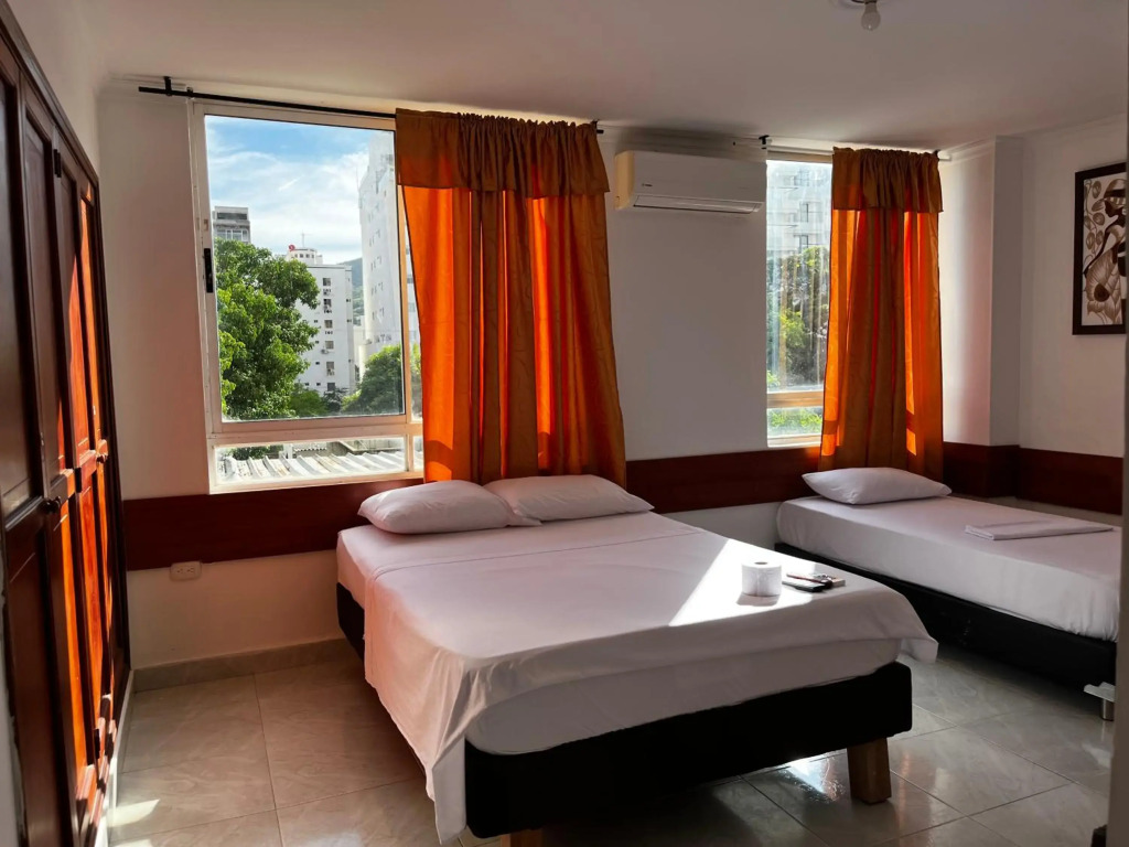 Apartamentos Freddys Tours