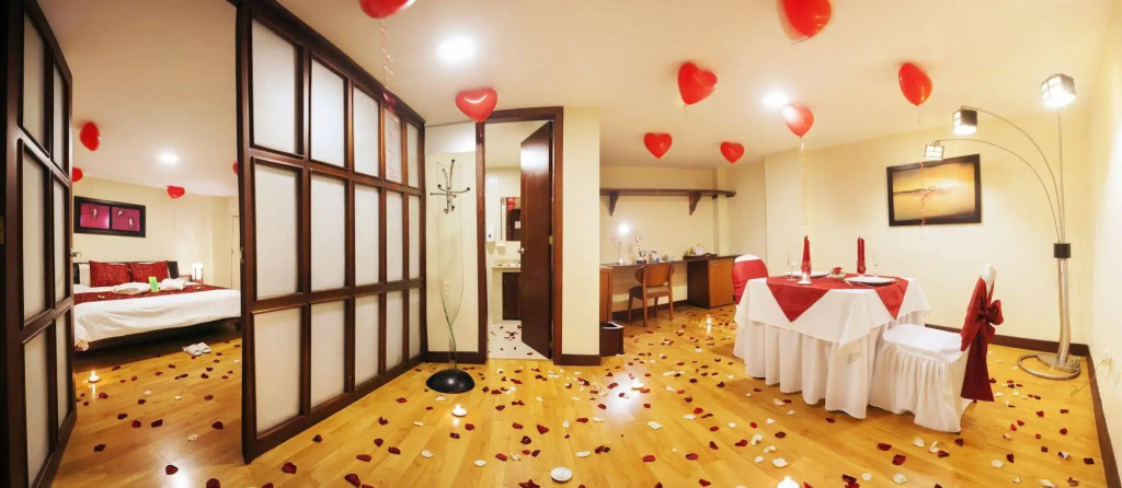 Loft Hotel