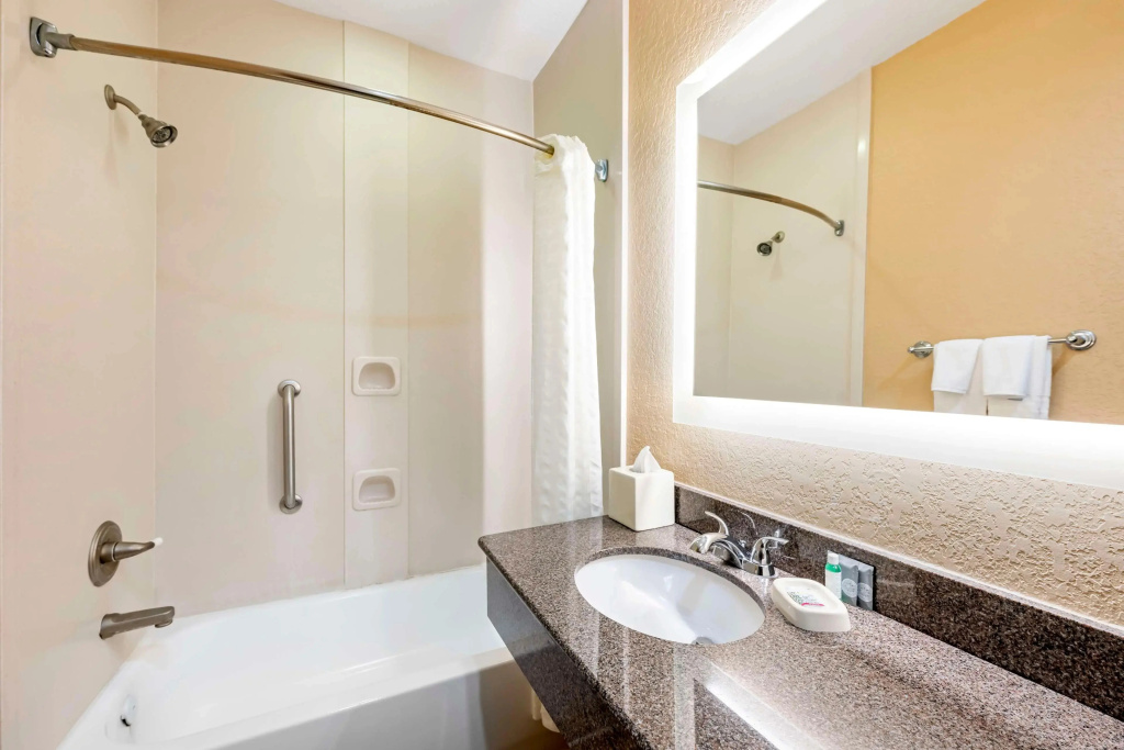 Best Western Lubbock West Inn & Suites