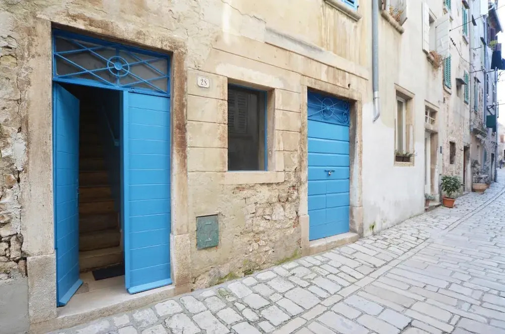 Blu Svalba Three Bedroom