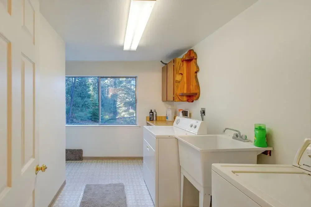Game Rooms, Sauna & Decks: South Lake Tahoe Home