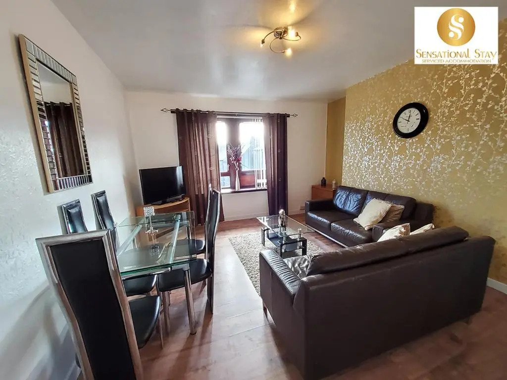 4 Bedroom Apt at Sensational Stay Serviced Accommodation Aberdeen - Roslin Street