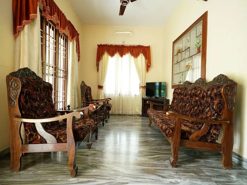 OYO 14172 Home Green View Ernakulam Medical Centre