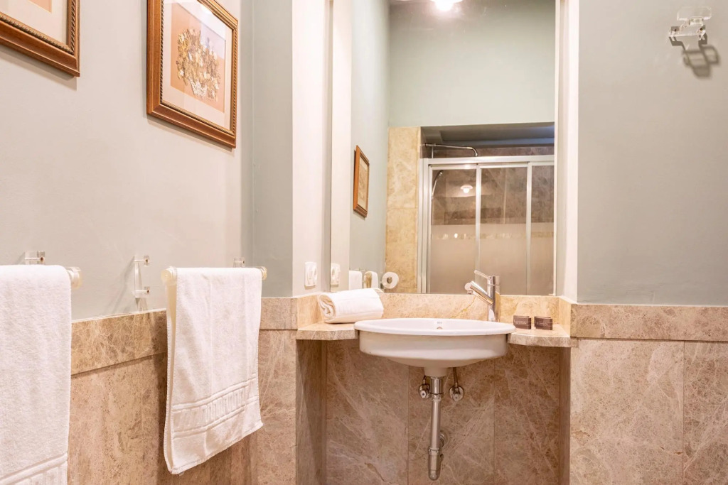 Amazing 4bd House With Terrace Near Cathedral Mateos Gago Terrace VI