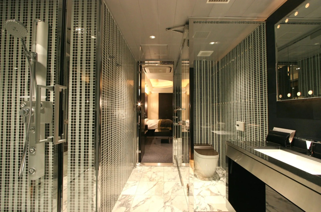 HOTEL THE GLANZ