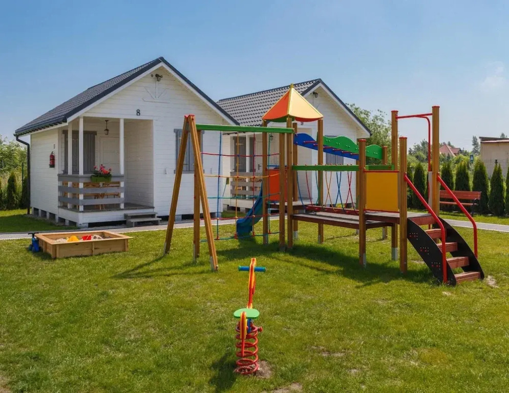 Holiday homes close to the seaside beach
