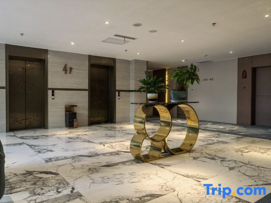 Zhongwei Yiding Liman Smart Hotel (Shapotou Scenic Area)