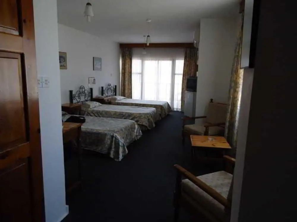 Harbour Scene Hotel