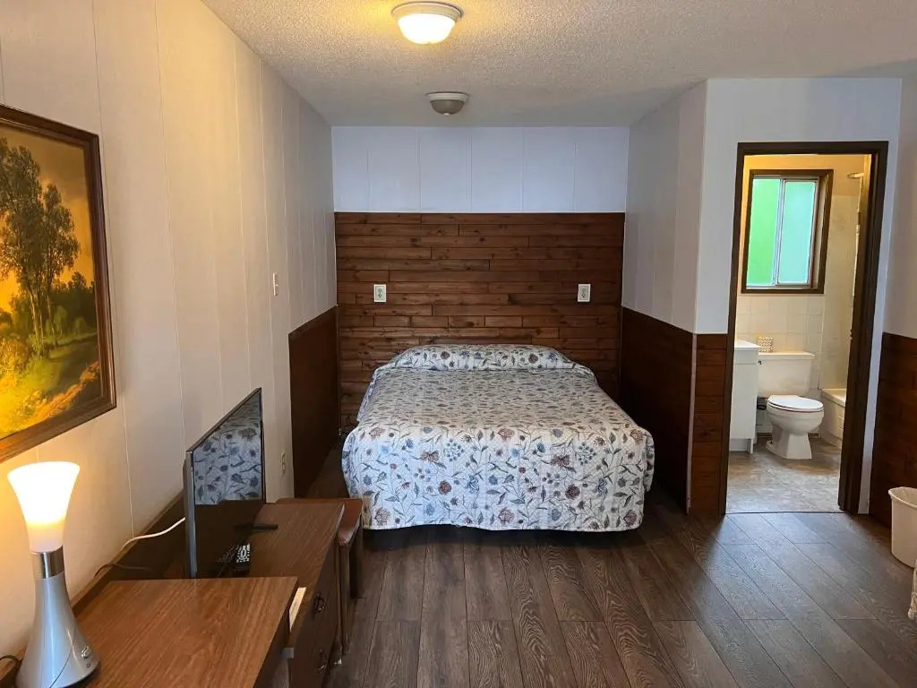 Sea Raven Motel