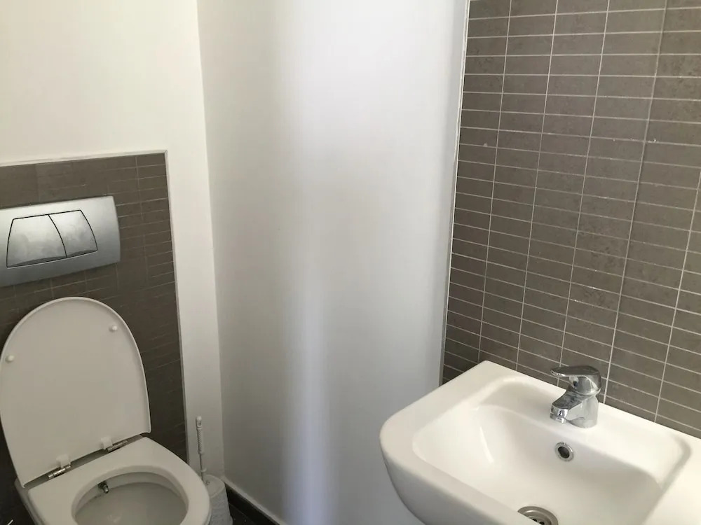 Novron Villa B6