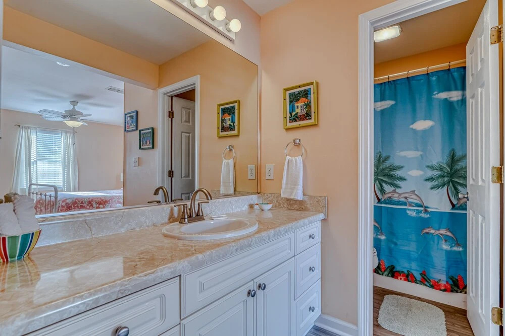 Alabama Sands Unit 2 2 Bedroom Condo by RedAwning