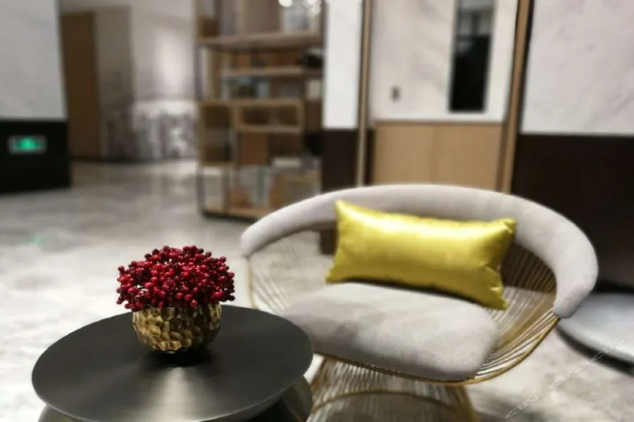 The Hotel V (Shanghai Hongqiao Hub)