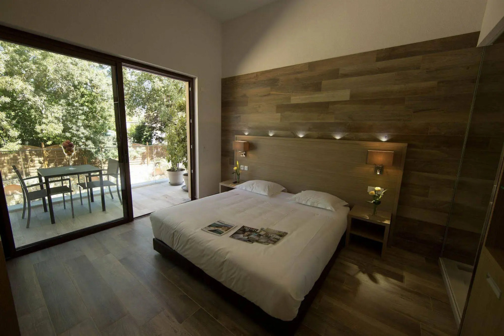 Seventeen Hotel