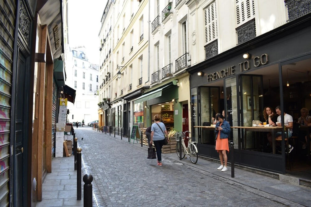 1 Bedroom Apartment In Central Paris