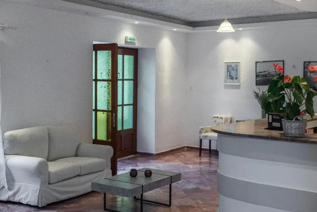 Mare Naxia Hotel