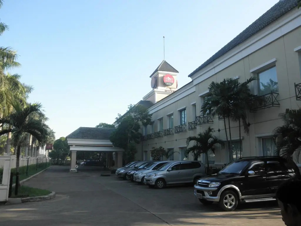 Grand Cikarang Hotel