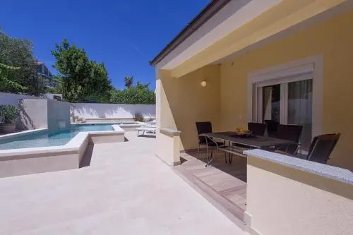 Villa Manuela