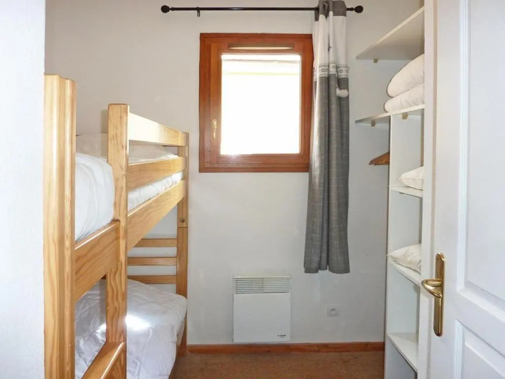 Chalet les Orres, 6 pièces, 12 Personnes - FR-1-322-49