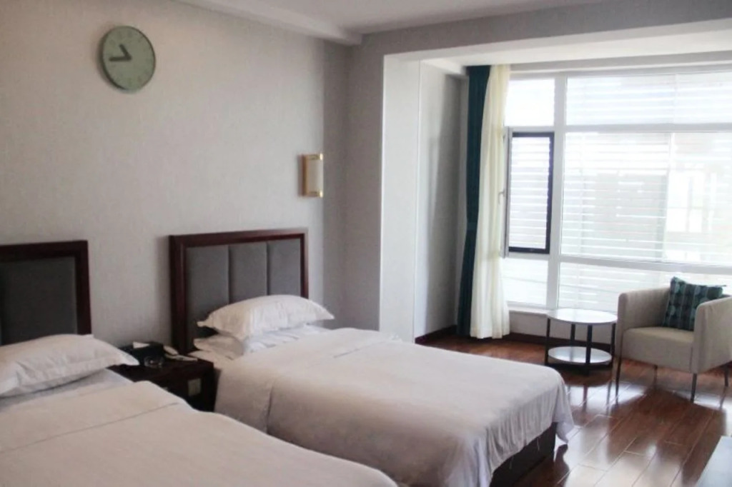 Homeinn Ripple Yun Hotel (Anxin Baiyangdian)