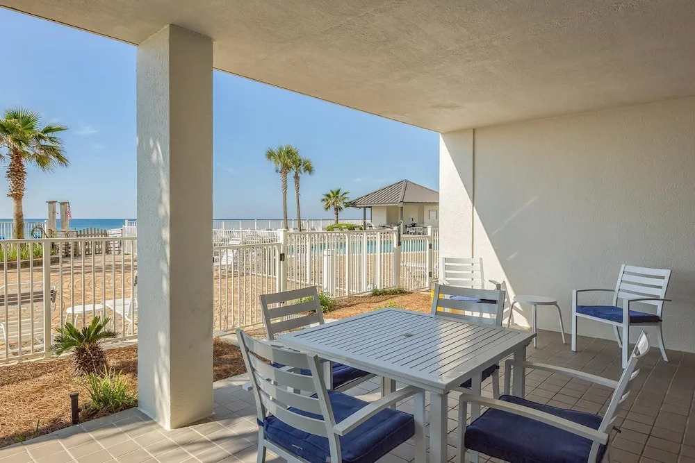Windward Pointe 102