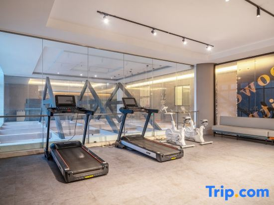 Boyin Select Hotel (Jiaxing XiuZhou Park Wanda Plaza Branch)