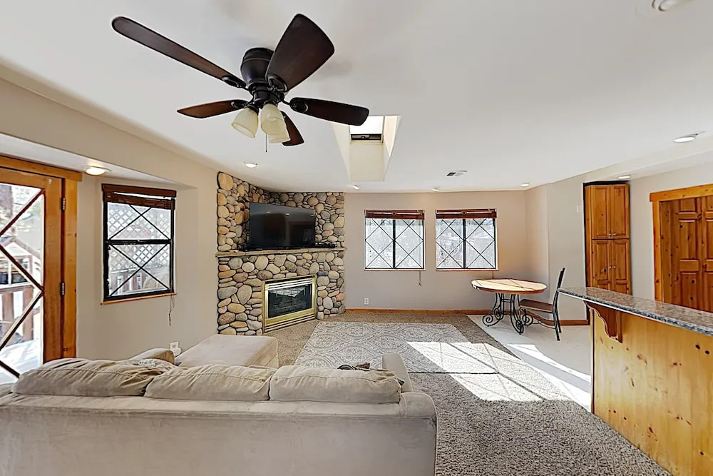 New Listing! Lake Getaway W/ Private Hot Tub 5 Bedroom Home