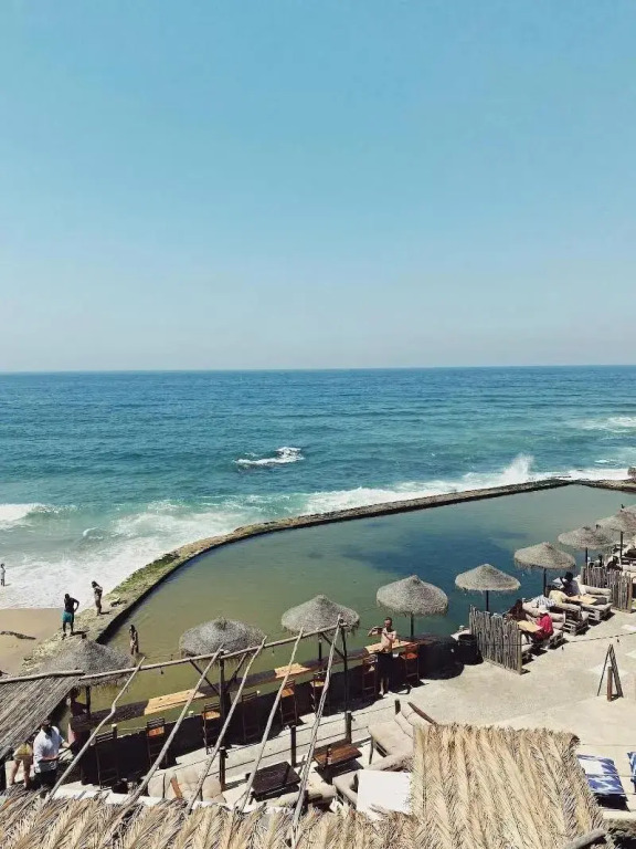 Azenhas do Mar Valley House