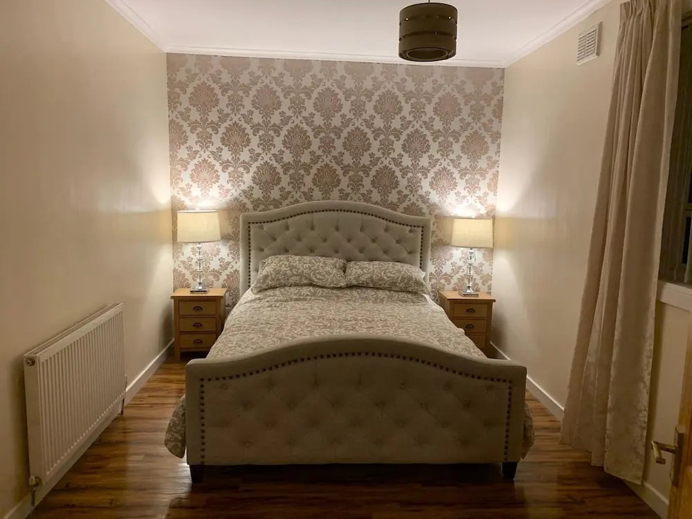 Snug - Laggary Apartment