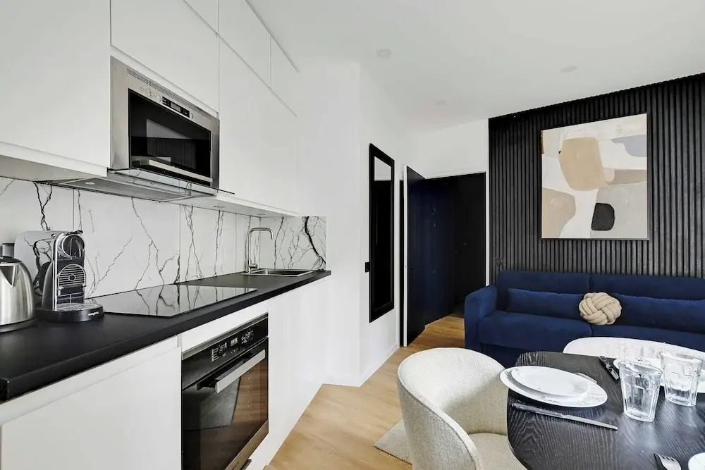 Magnificent 2bd/6p Apartment - Eiffel Tower